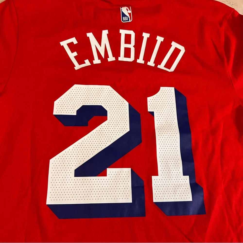NEW Jordan Brand Philadelphia 76ers Joel Embiid Red Short Sleeve Cotton Men’s XS